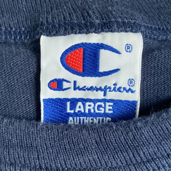 Champion collaboration with Notre Dame - Picture 2 of 3